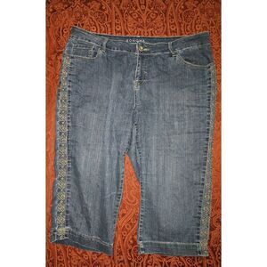 Sonoma Modern Fit, Medium Wash Side Stitch Embroidery Capri, pants, Size: 16